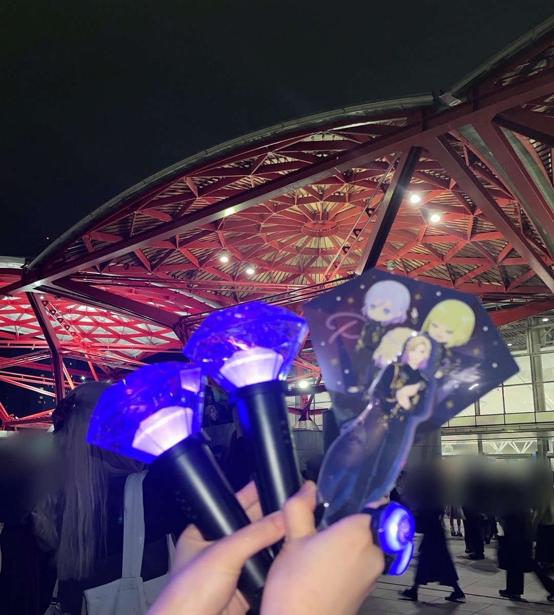 本当に素敵なライブでした💎✨️
セトリもMCも最高でしたし何より歌って踊る推しを初めて見ることができて感無量です👑🍎
#BlazingJewel