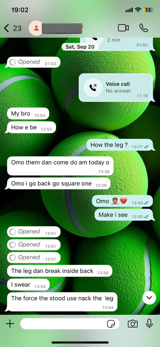 fwzishere's tweet image. fr my guy’s babe broke his leg with a stood over a money argument. He’s been stuck for over 3 months