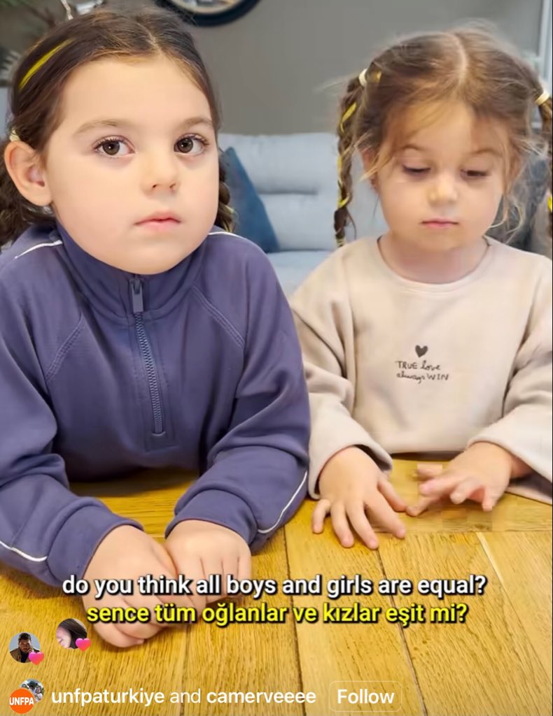 Biraz da bizi sev Aras, biz de senin hayranınız sonuçta.
Küçük kızları sevdiğin kadar bizi de sev olur mu? 💔
 #ArasBulutIynemli