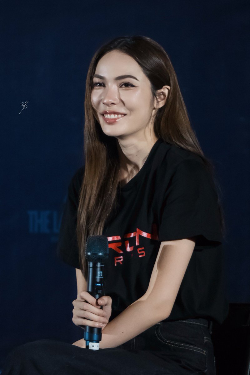 everythngwbcl_a's tweet image. คนที่ยิ้มสวยที่สุดคนนี้ เป็นของคุณนะคะ

MAJOR X EL TRON ARES 
 #TronAresTHxENGLOT
#ชาล็อตออสติน @itscharlotty