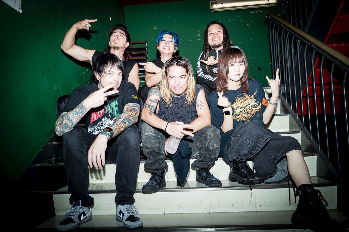 SSTPofficial's tweet image. Knosis presents
GENKNOSIS JAPAN TOUR 2025
名古屋CLUB QUATTRO
THANK YOU!!
-----------------
『 State Of Mind 』
Guest Vocal:
Matt Good(From First To Last)
-----------------
『 found & lost 』
Guest Vocal:
有馬えみり(From Pass Code )
@passcode_Emily
-----------------…