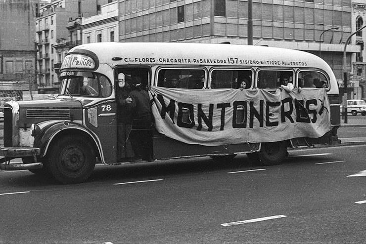 Dr. Claudio Zin (@zinclaudio) on Twitter photo TAINA MOVIL!!!!transporta vacunados VIP con cualquier vacuna recibida en clandestinidad. TAINA MOVIL!!!!transporta vacunados VIP con cualquier vacuna recibida en clandestinidad.