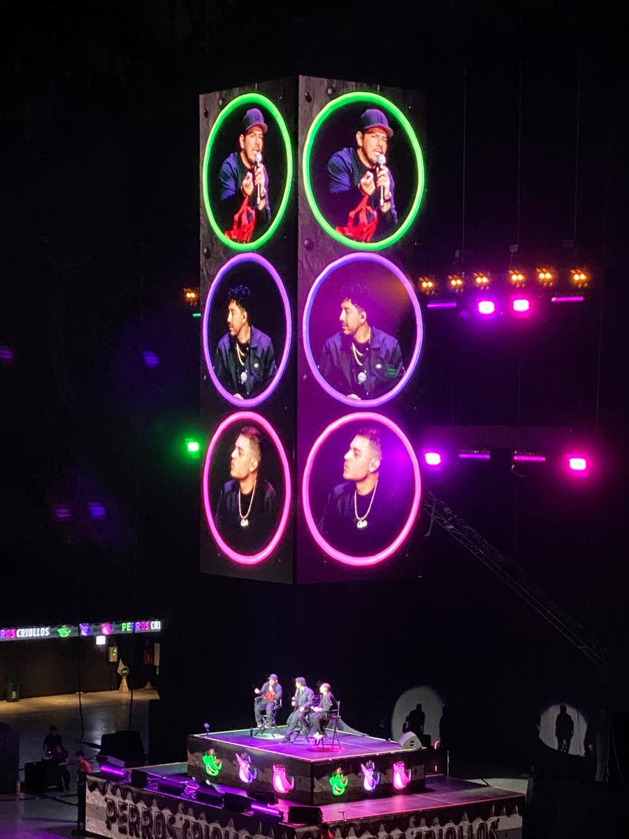 Que noche❤️‍🩹🥹, gracias por estos tres años, por todo lo que causan y hicieron, el show termina pero las leyendas viven siempre 💚💜🩷gracias por salvarme.
<a href="/Perros_criollos/">Perros Criollos</a>