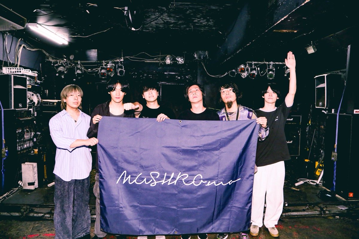 【Thank You！】

2025.10.12（日）@大阪 新神楽

 1st mini album
『千天に架ける』Release Tour
"senten tour 2025" Tour Final

w/
Danablu

ツアー各所、関わっていただいた皆様、ご来場いただいた皆様、ありがとうございました！

📷 <a href="/sakawahikari/">Hkari</a>