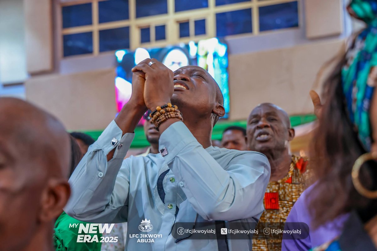 lfcjikwoyiabj's tweet photo. By this communion every bondage in your life is broken now, I declare your freedom and liberty!
From today you will not take the wrong steps again, in Jesus name, Amen!!!
#MyNewEra2025
#lfcjikwoyiabj
#FreedomBanquet
#October2025
#SundayServiceHighlights
#CommunionService https://t.co/ub8WW4dCMf