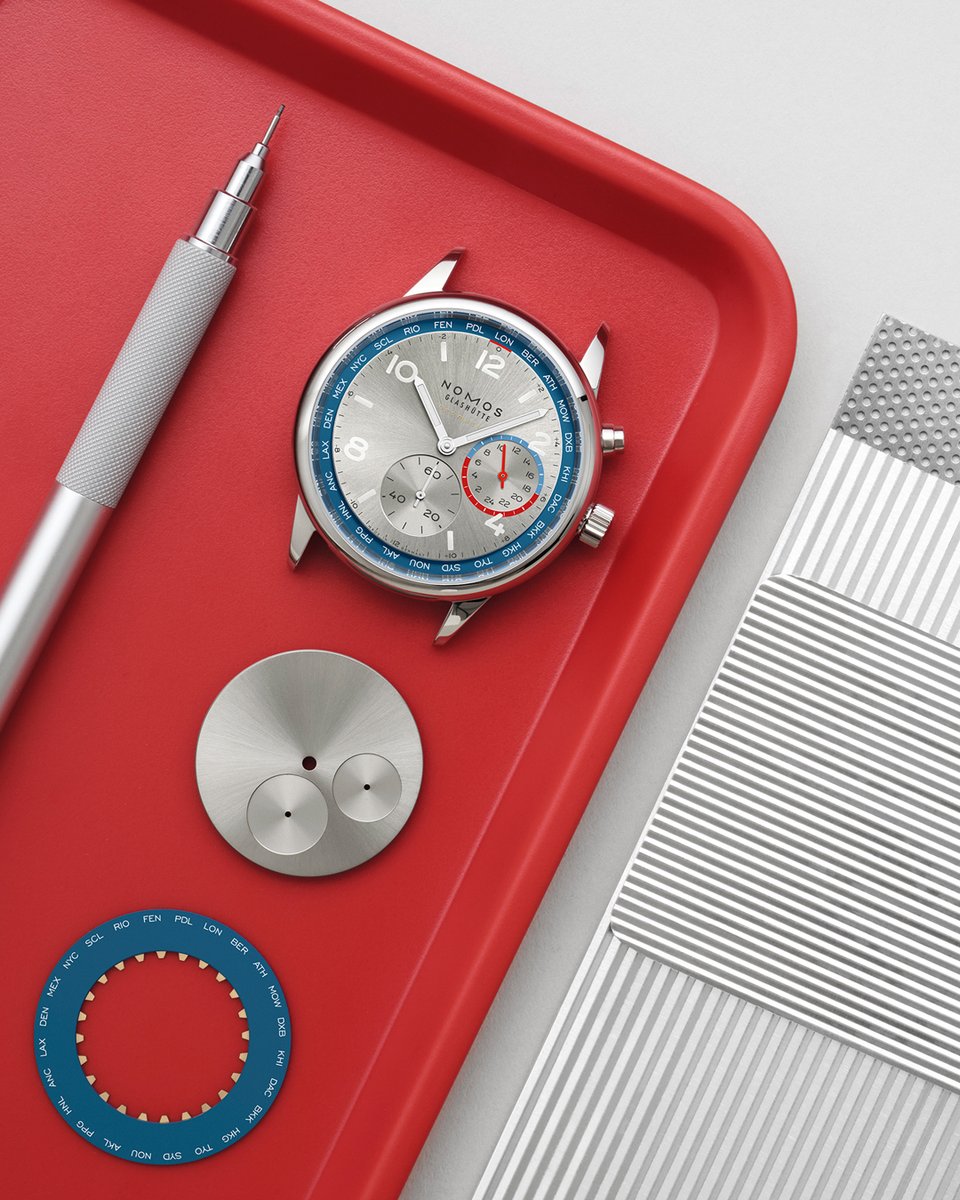 nomosglashuette's tweet image. Club Sport neomatik #Worldtimer silver keeps you organized—around the world and in two time zones at once. 

nomos-glashuette.com