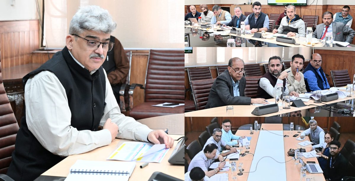 diprjk's tweet image. Chief Secretary Atal Dulloo leads HPC meeting to review NABARD &amp;amp; RIDF projects in J&amp;amp;K, pushing for timely completion of ongoing works. 🚧 He approves new projects under RIDF XXXI for 2025-26, ensuring max developmental impact! #JandKDevelopment #NABARD @OfficeOfLGJandK @CM_JnK