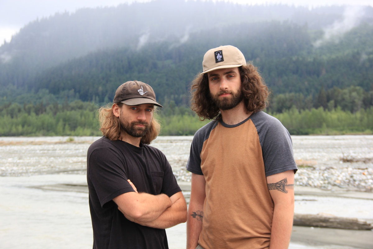 TheABRecords's tweet image. Issue 392 of the e-zine is available now! At this link…

Bit.ly/aldorabritainr…

Top pick interviews with Frances Ancheta, Samson Wrote, Tom Letson &amp;amp; The Letdown!

Live spotlight @thedarkness @ashofficial @demontforthall!

The top 10 most influential records of 1968!

#AB392