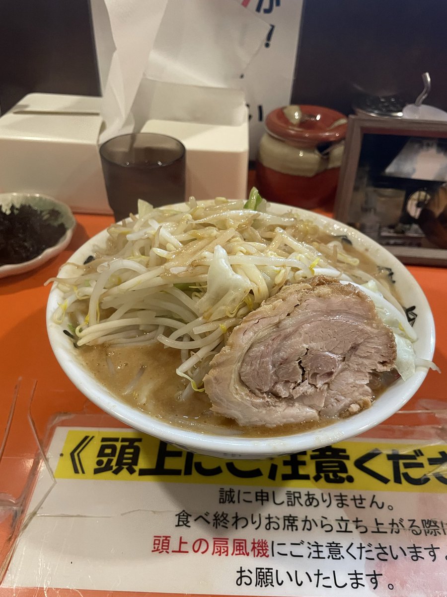 ランカー便2連続デコからの明日は中止w

悲しみの久しぶりちばからでした

てことで釣り仲間にエレキとかタックル全借りして明日は急遽豊英行きますw