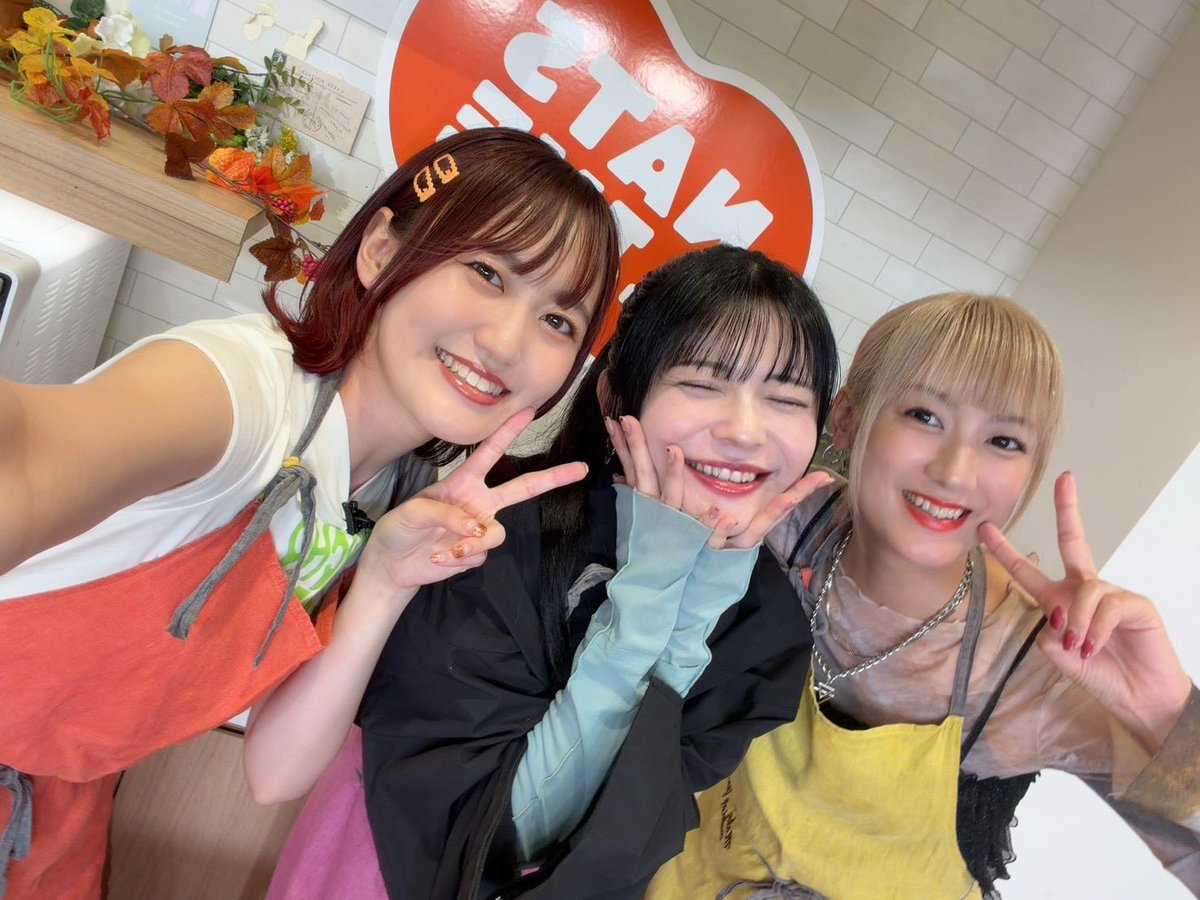 紡木吏佐 正月スクラッチ 缶バッジ まとめ売り つむつむハチャメチャ