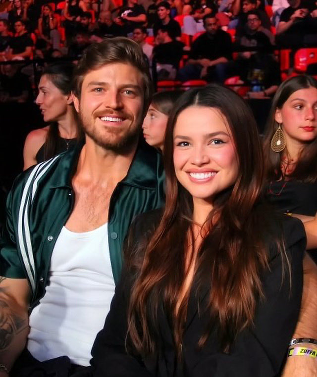 eles são tão bonitos né fico em choque