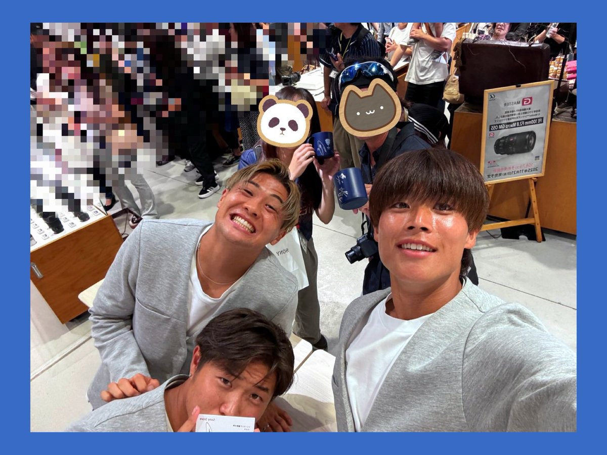 chietam2's tweet photo. こども試合だったから
夫婦2人で参戦♡
とても楽しかった♡
こどもたちもビデオ通話で繋いで写真撮ってもらいました♡
イヤホン買って、マグカップに3人のサイン頂いたので、こどもたち大喜びでした♡
イヤホン大事に使おう✩.*˚サイン消えちゃいそう 笑
@SonyStore_Fuku 
最高なイベントでした♡ https://t.co/KYWsnHfhRw