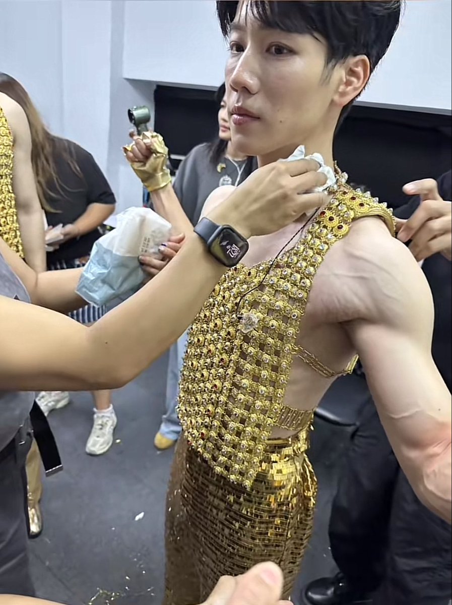 และนี่คือหุ่นของคนที่ไม่เห็นฟิตเนส🤨