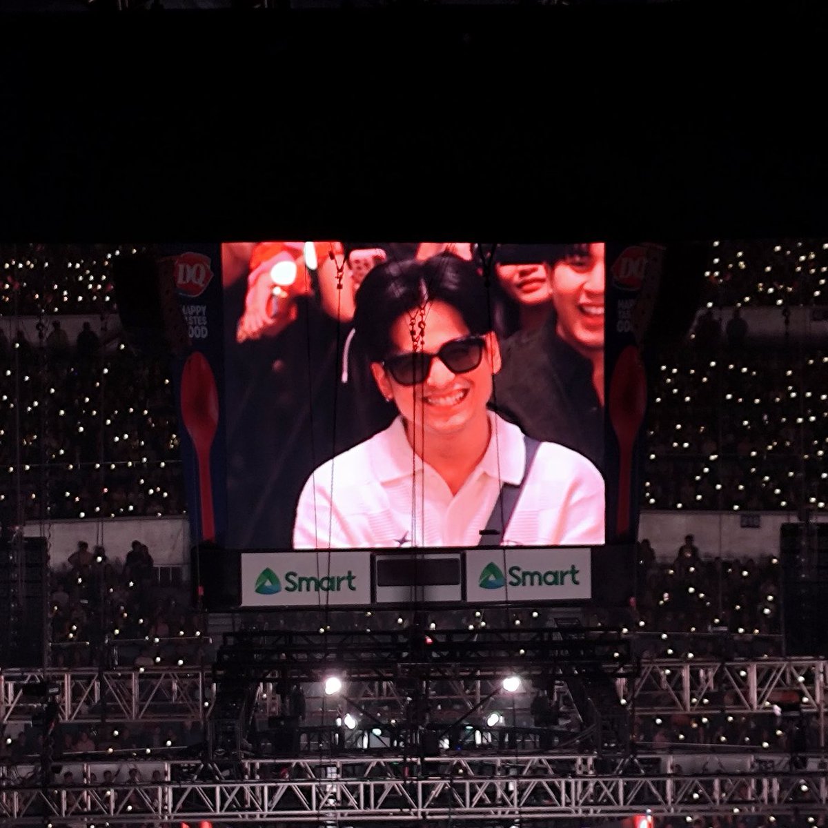 willblushly's tweet image. will ashley serving looks at stardust tonight