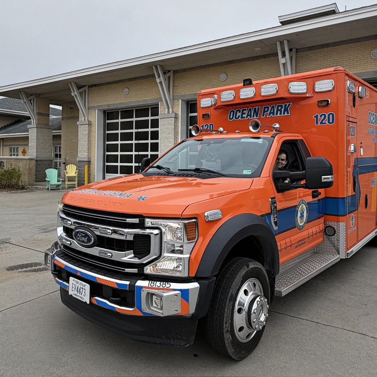 opvrs's tweet photo. Ambulance 120 and crew prepped at First Landing Station ahead of the nor’easter—ready to roll when the calls come. #VBRescue #OceanPark #VirginiaBeach https://t.co/xnRJvNQf5Z