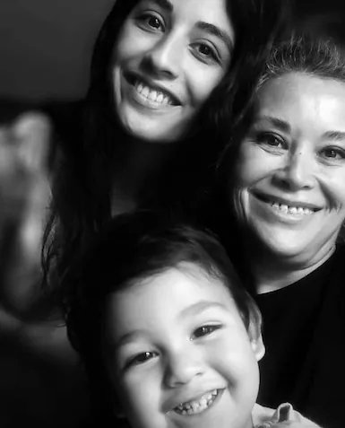 mauroszeta's tweet photo. 🚨 MATÓ A LA EX MUJER, A LA EX SUEGRA Y HUYÓ CON EL HIJO DE 5 AÑOS
- Pasó en Córdoba 
- Noticia en desarrollo... https://t.co/bIHELUaMOy