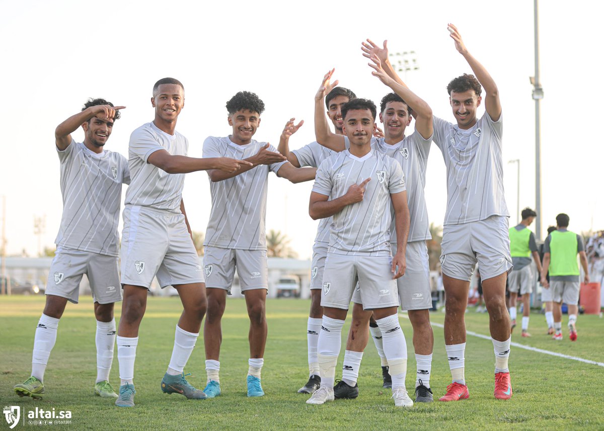 tai1381's tweet image. المحيني مرة أخـرى 👏🏻🤩

#الطائي_الريان | #طائي_21 
#الطائي | #فارس_الشمال 🩶