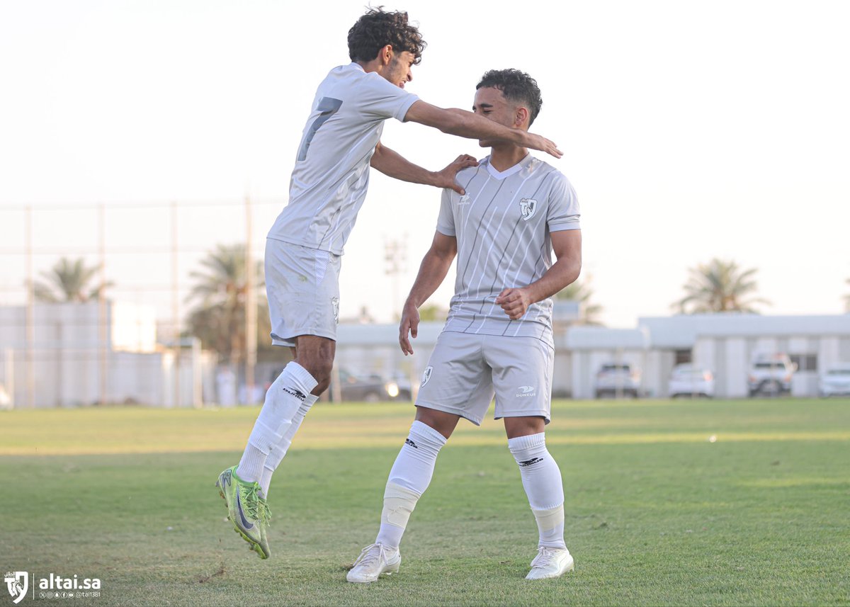 tai1381's tweet image. المحيني مرة أخـرى 👏🏻🤩

#الطائي_الريان | #طائي_21 
#الطائي | #فارس_الشمال 🩶