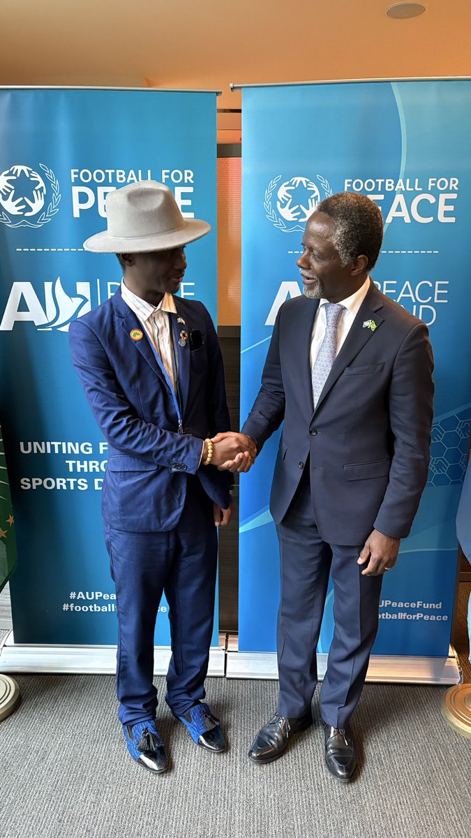 asilyasil's tweet image. Our Director General is honored to be here with for the #UNGA80 side event 🌍⚽ during the highlights of United Nations General Assembly title:
Uniting for Peace Through Sports Diplomacy
📅 Sept 25, 2025 | 🕙 10 AM (NYC) | 📍 AU Mission to the UN
🔗 RSVP: tally.so/r/3jRxkQ…