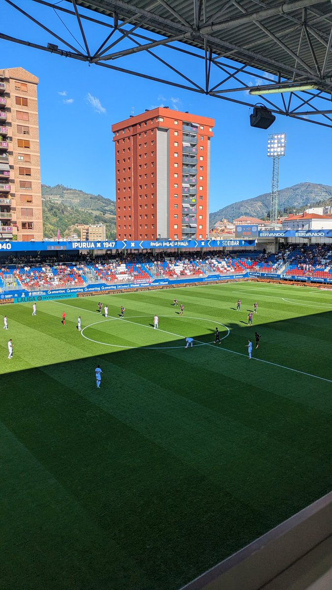 Manex Agirre (@manex_agirre) on Twitter photo 📍 Ipurua
⚽ <a href="/SDEibar/">SD Eibar</a> vs <a href="/CDCastellon/">CD Castellón</a> 
🎙️ <a href="/radioeuskadi/">Radio Euskadi</a> 📍 Ipurua
⚽ <a href="/SDEibar/">SD Eibar</a> vs <a href="/CDCastellon/">CD Castellón</a> 
🎙️ <a href="/radioeuskadi/">Radio Euskadi</a>