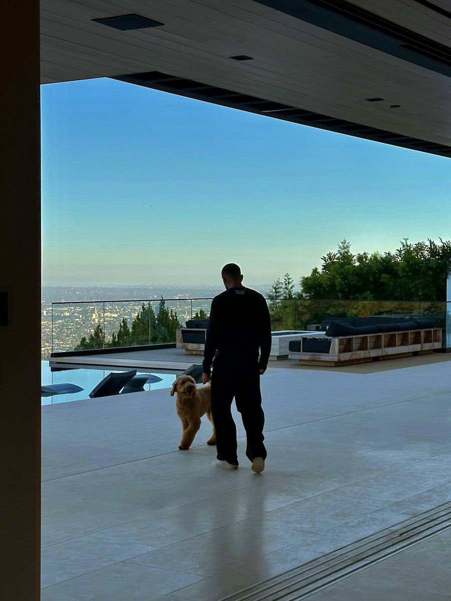 geoheaton's tweet image. aerodynamics and aesthetics.