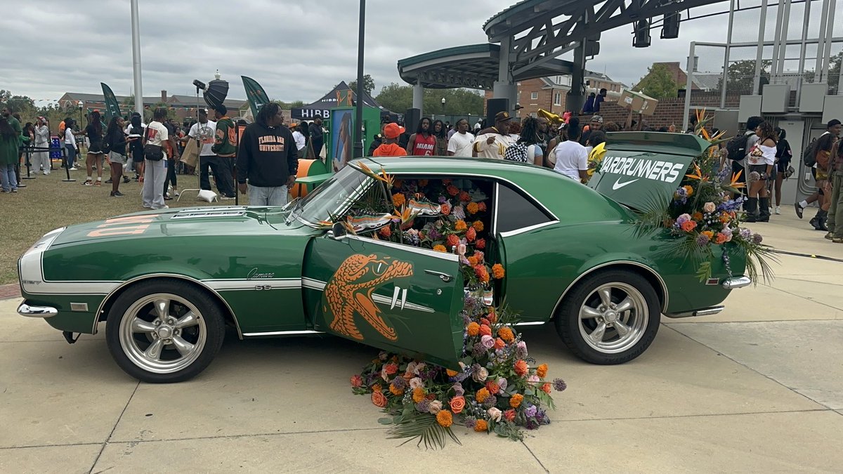 KKSylvester2027's tweet image. I had an amazing weekend @FAMU_1887! I cannot begin to thank @bbeall0628 & @JessMargarita enough for the visit. Thank you for making us all feel welcomed and showing us all that FAMU has to offer. To be honest I didn’t wanna leave. 2👏🏽👏🏽🐍