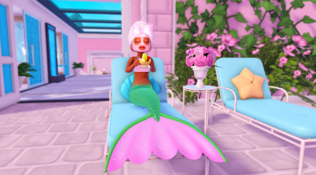 Mermaids don’t rush the tide- take time to breathe and glow ✨ 🧜‍♀️ 👑 💕