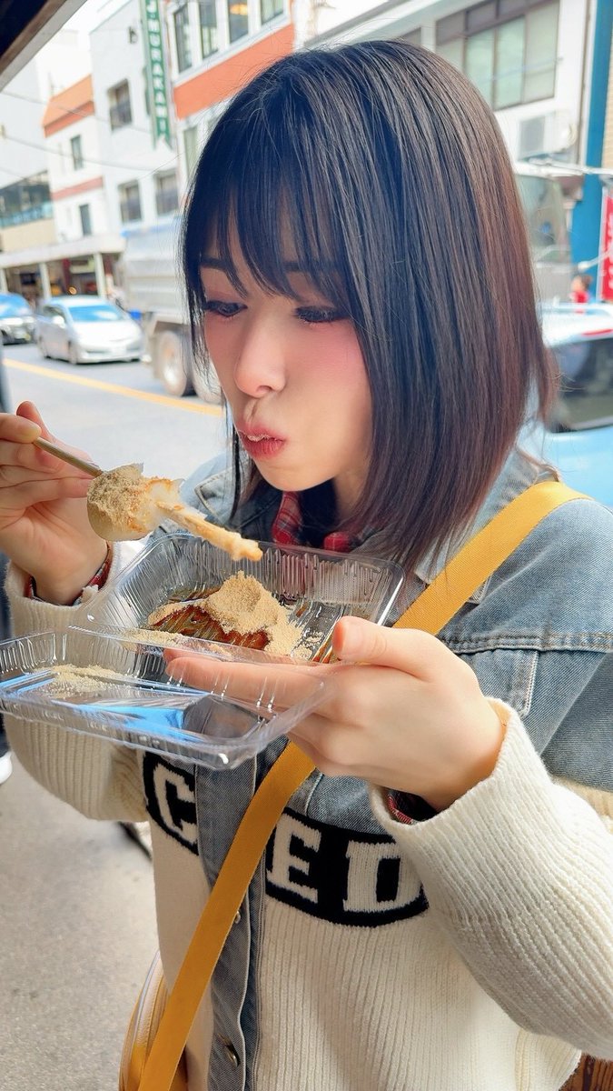 ずっともぐもぐしときたい… https://t.co/ua1rX72tJY