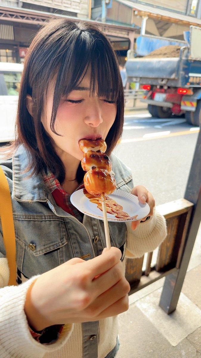 ずっともぐもぐしときたい… https://t.co/ua1rX72tJY