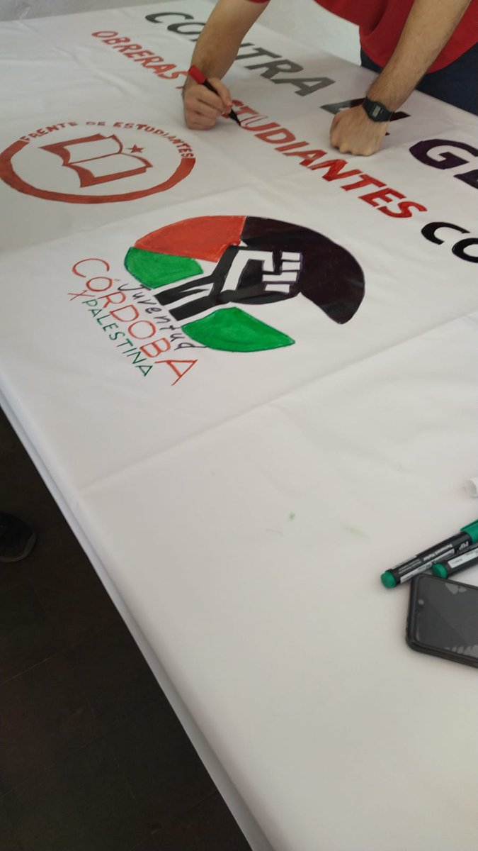 Día de pancarta con <a href="/juvcdbpalestina/">JuventudCordobaxPalestina</a> uniendo fuerzas para la manifestación del 15.

Es momento de responder!!