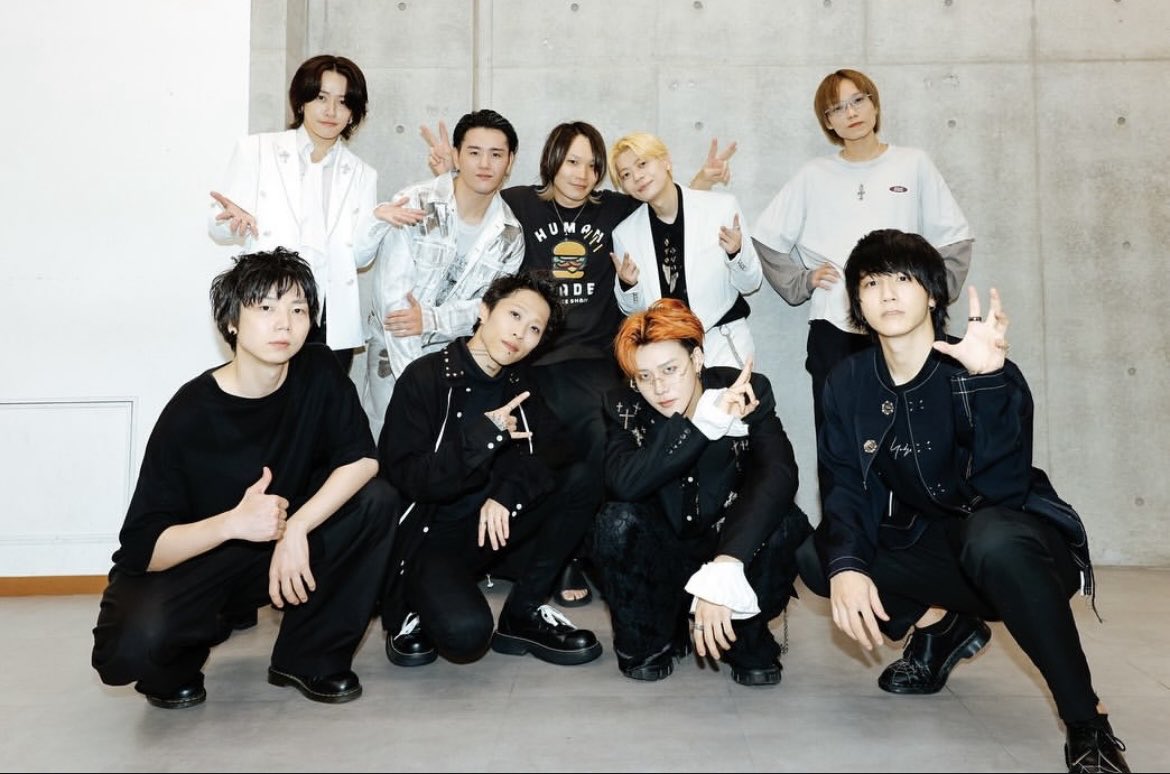 yuumi_1011622's tweet image. ASOBiMASHOW#44
Special Autumn Edition
#Lennycodefiction 
#MADKID の2マン
激しめな好き曲セトリ、久々のPretty Dirtyかっこ良かったしライブで聴くたび好きが増すSEIEN🔥
マドキさん重低音響くかっこいい曲多いしキャッチーな歌とラップのバランスが良かった✨コラボも楽しかった！またぜひ！