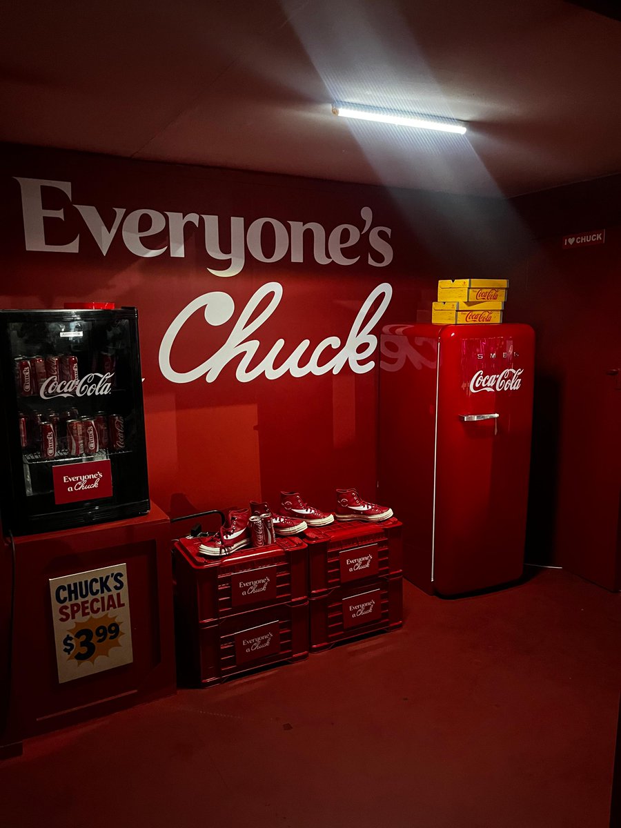 Unc'illythehost tweet media