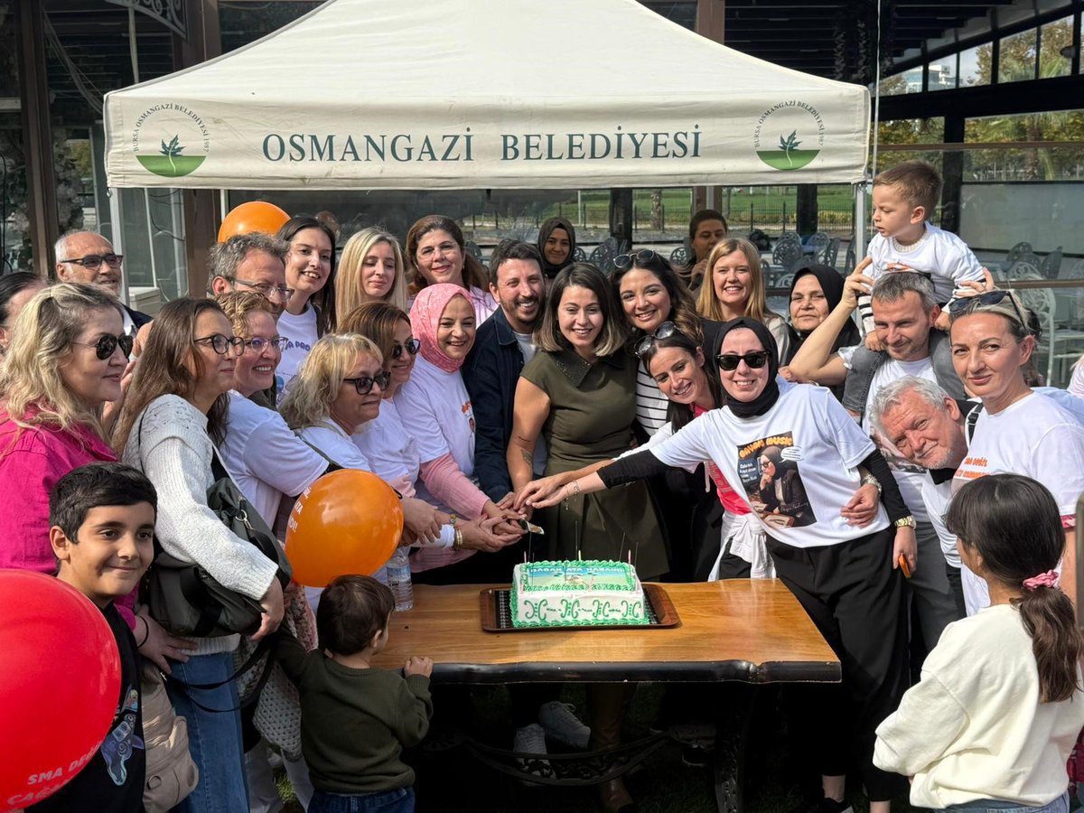 Balonlar şampiyon Çağan Ata için gökyüzüyle buluştu...

chthaber.com/bursa/balonlar…

#bursa #bursahaberleri #cağanata #bursaspor