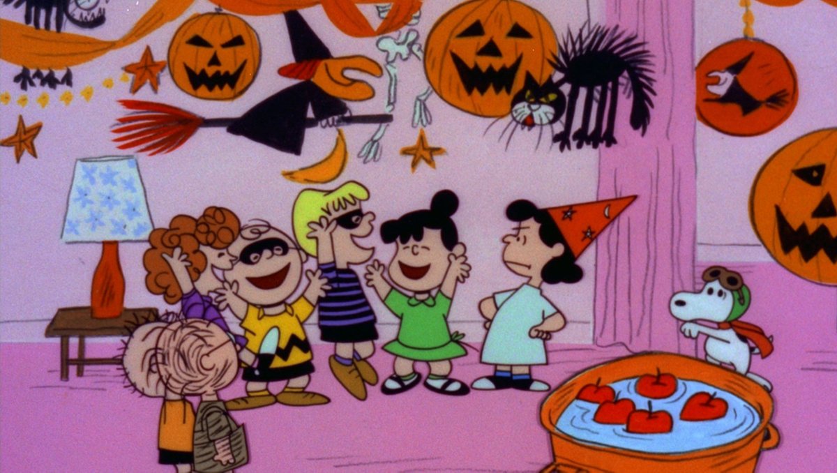 NosCalanGaeaf's tweet photo. It's the Great Pumpkin, Charlie Brown (1966) 🎃
#halloween https://t.co/Oku3kilNB5