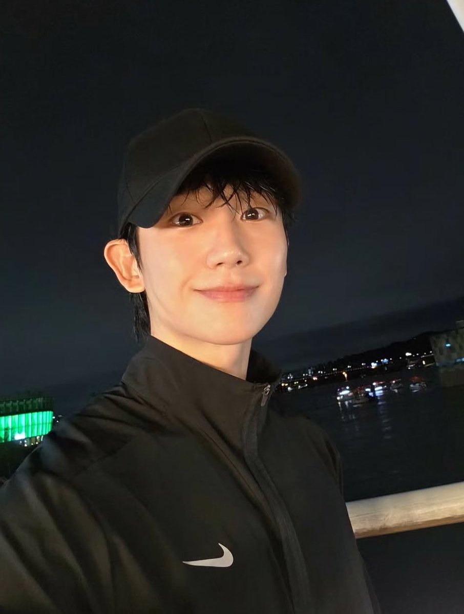 좋아서 주저앉앗어요...