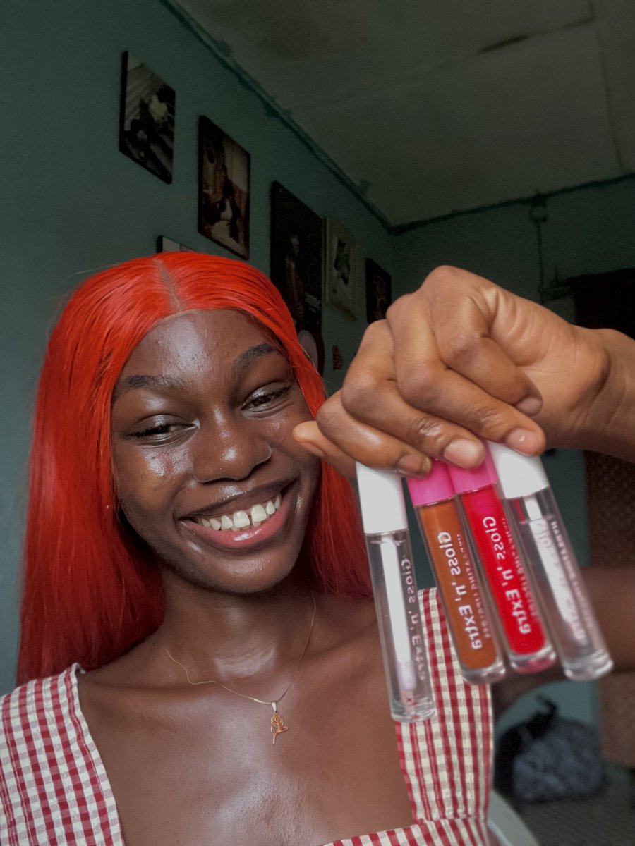 stun_riri's tweet image. Lipgloss girlie 🤭😘 from “Gloss and extra “ on TikTok 
#influencer #model #brands #prpackage
