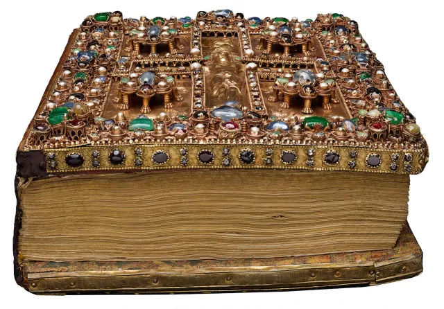 xvonsilver's tweet photo. @justalexoki If you went to bible study and John Pierpont Morgan pulled out his personal study bible, you'd feel pretty silly in comparison https://t.co/YXbRWsWzpf