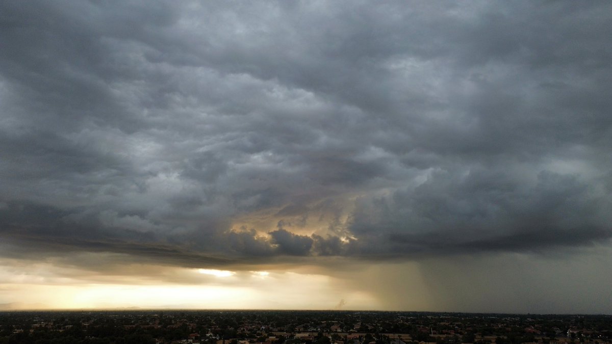 This morning’s sunrise over Chandler, AZ. #Arizona #sunrise #azwx ⛈️
