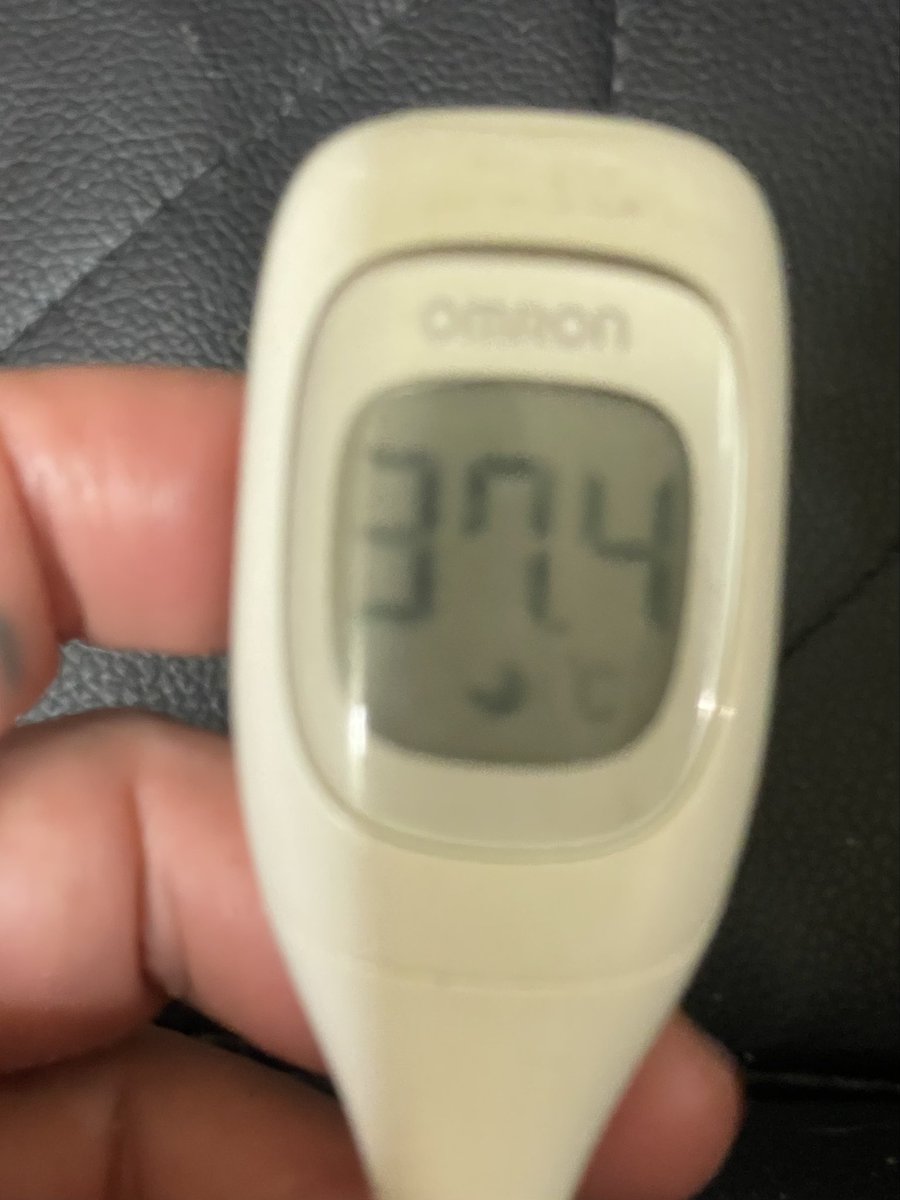 固定前からボケーってしてるなーと思ってコーヒーのんでも頭シャキッてしなくて熱計ったらそりゃ身体だるいよなって納得した_(┐「ε:)_