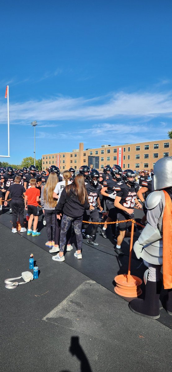 Thank you for the game day invite <a href="/Coach_Lape_/">Ethan Lape</a> <a href="/WartburgFB/">Wartburg Football</a>