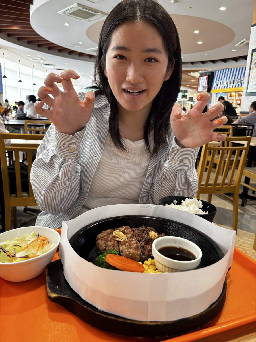 四次審査期間中の配信ありがとうございました!!
たくさん応援していただけて嬉しかったです☺️

投票は明日までできるので、ぜひよろしくお願いします✨ 
2025.frecam.jp/entry/740

期間外にはなってしまいますが、10/13 23:30〜24:00にも配信しますのでぜひお越しください(*´︶`*)ﾉ

おやすみなさい！