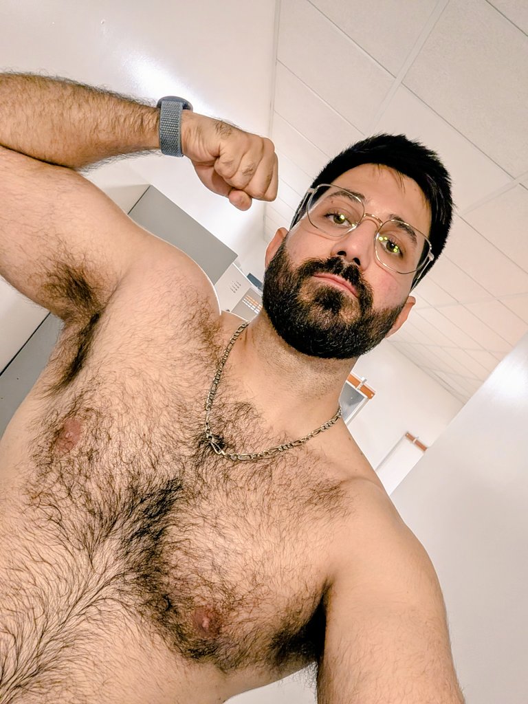 Gym done 💪🏻
#LGBTQIASpookyMonth