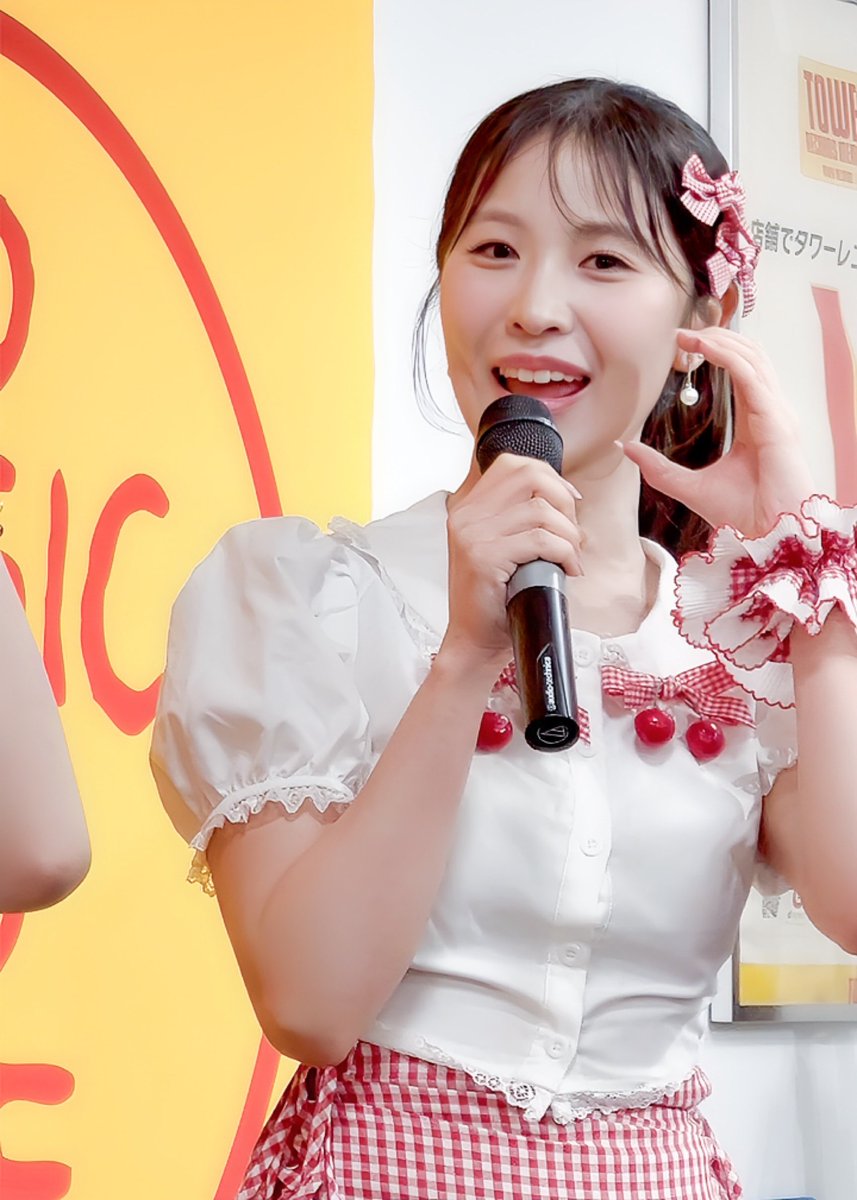 d_na0428's tweet image. 𓂃🦢𓈒𓏸

4枚目がめちゃくちゃお気に入り😍♥️
くるくるポニーテールずっとしててほしい🥺🩷
うなぎパイ食べたいって言ってたから、
お土産渡したらめちゃくちゃ喜んでくれて
よかったよ😭😭🫶
明日含め沢山楽しい思い出作ってね💕︎

#유니코드 #UNICODE #미오 #MIO #ミオ