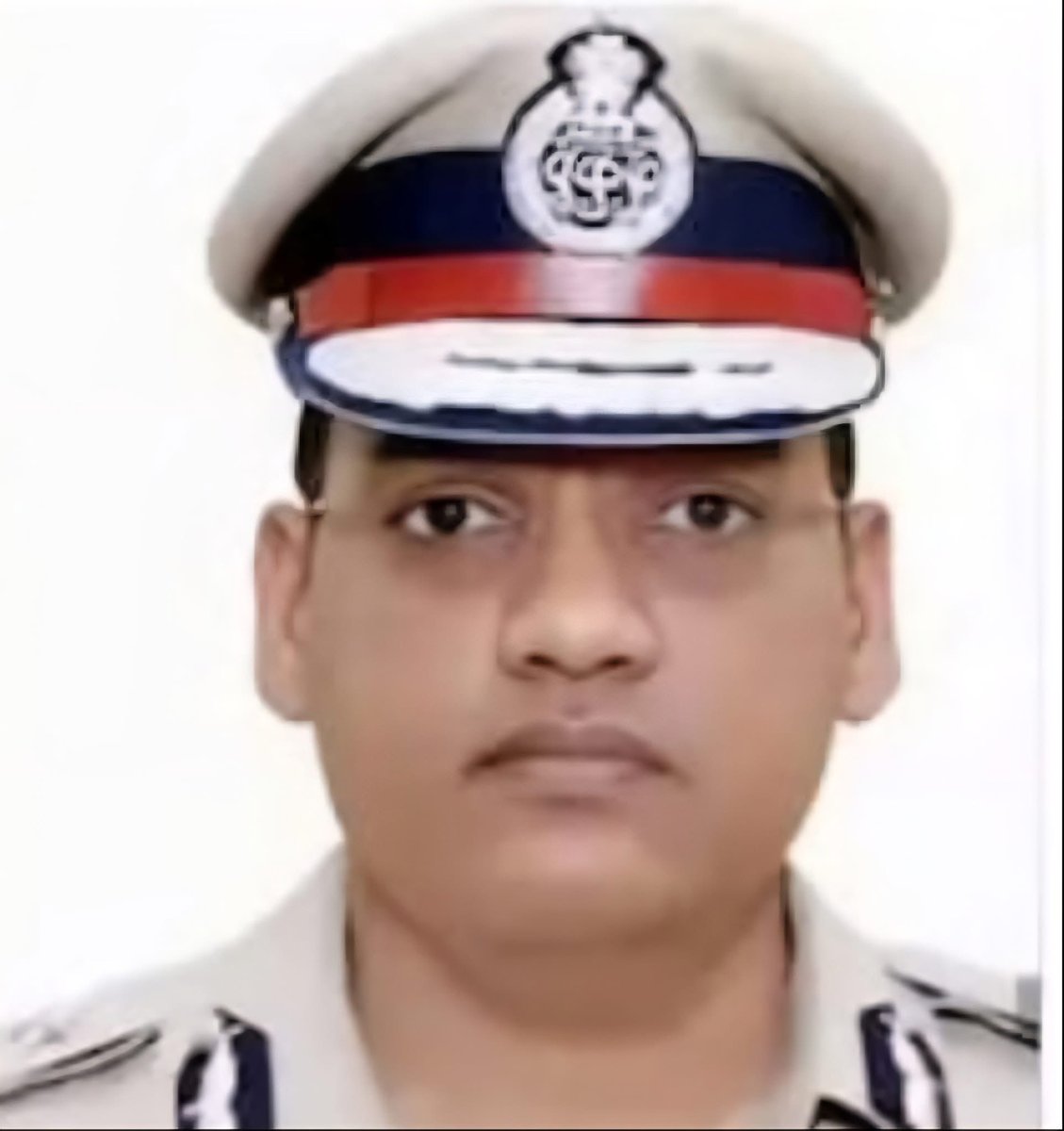 न्यायमूर्ति " बीआर गवई"पर जूते फेंकने की घटना
UP  हरिओम वाल्मीकि की हत्या,
हरियाणा के ADGP"वाई पूरन कुमार IPS को दलित उत्पीड़न की वजह से आत्महत्या करनी पड़ रही है!
#BJPDalitVirodhi 
#BJPAgainstSC
#DalitLivesMatter 
#IPSYPuranKumar 
#ipssuicide #BJPState #Modi #Saini #Yogi #Bihar