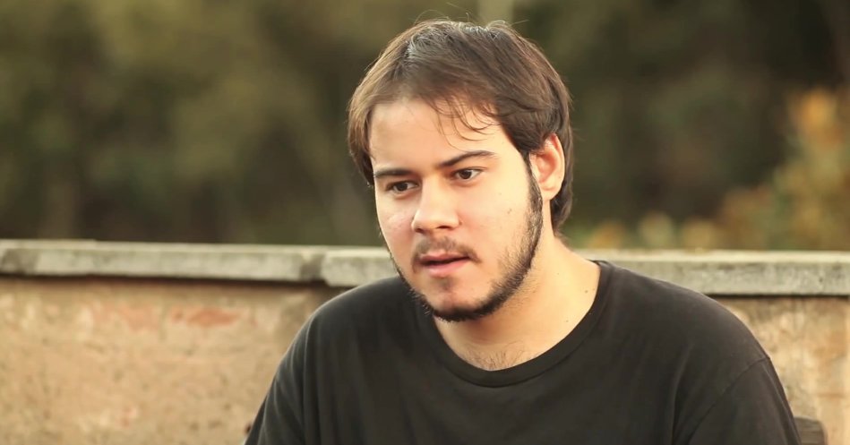 Llibertat <a href="/PabloHasel/">Pablo Hasel</a> 
Derogació llei mordassa.