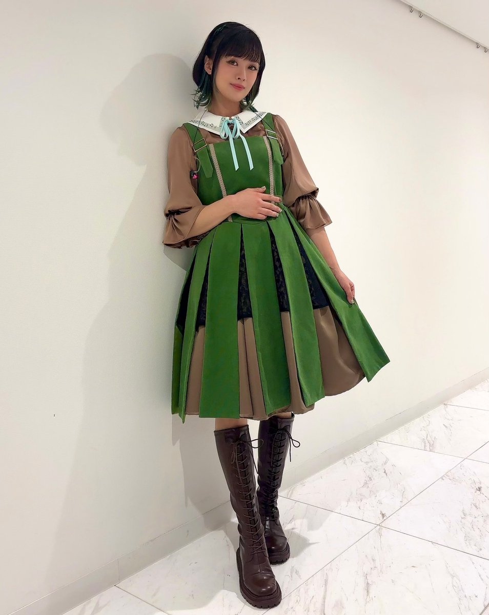 yuka_s1113's tweet image. 歌織さんの主演公演！無事終演です🎼✨
ありがとうございました！主演公演ってすごいね！ミリオンってすごいね！！
昴としては見慣れた緑、でもロング丈でお淑やかさ満載な衣装、可愛くて好きでした😌💕
プロデューサー、どうだった〜〜？😁⚾️

 #ミリオン12th_day2
#ミリオン12th