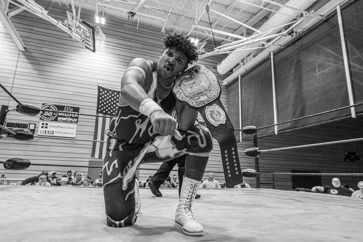 cdye56's tweet image. #AndStill 

@AlvinFalcone is still @ProAbsolute Open Weight Champion after successfully defending the title against Gable Galileo at APW Showdown