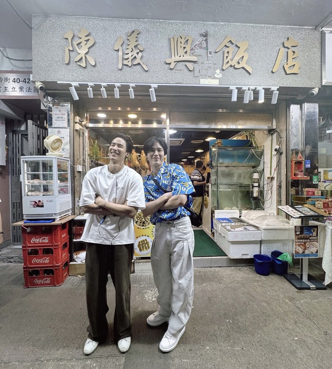 mewithtaynew's tweet image. เตนิวชอบทำตัวเหมือนคนแอบชอบกันอะ