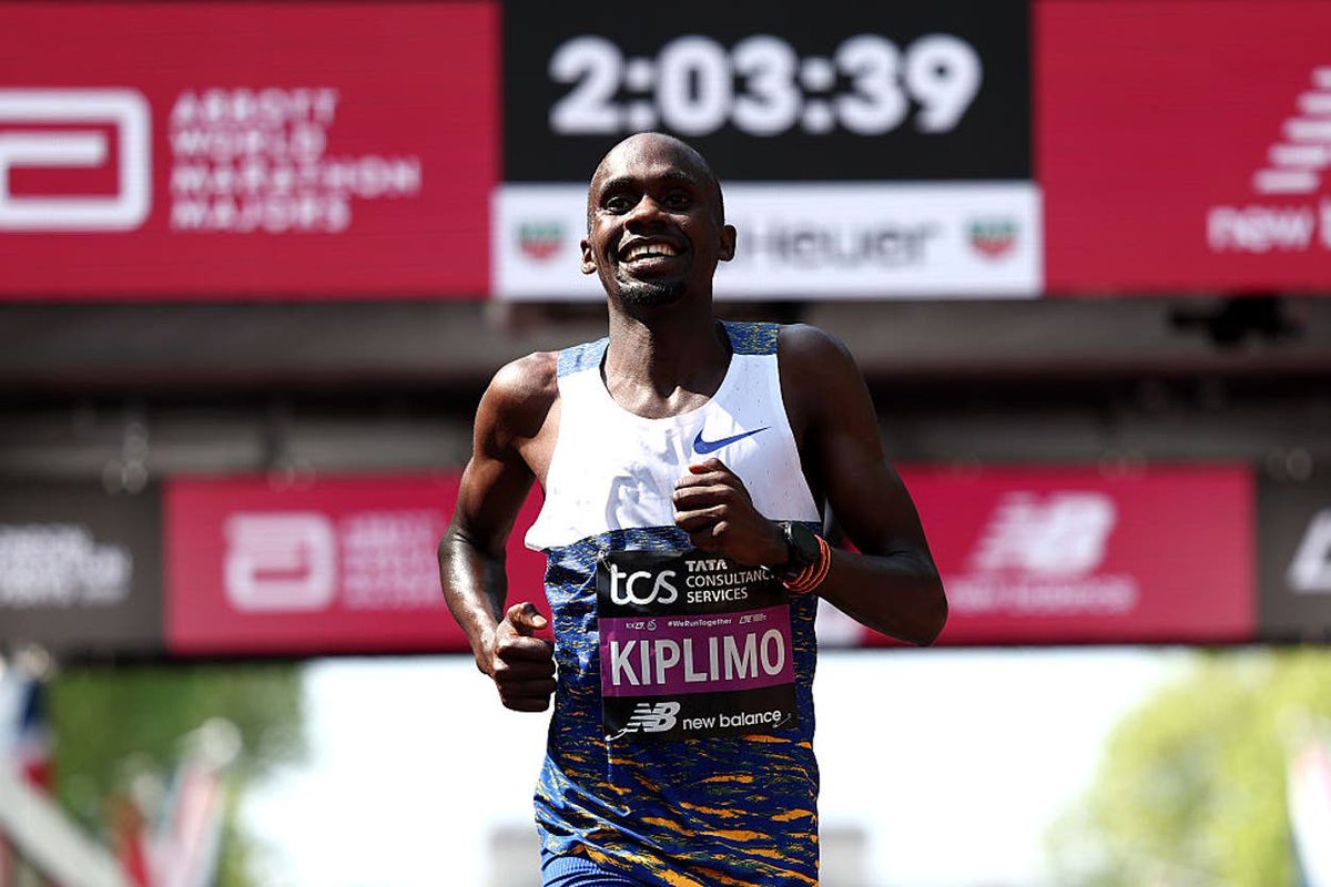 GovUganda's tweet image. Jacob Kiplimo just turned his second marathon into a masterpiece! Chicago Marathon champ already… speed, stamina, and straight-up magic