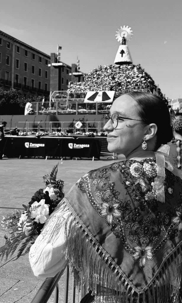 HOY SIN DUDA ES EL DIA MAS BONITO DE AÑO 🤍🤍🤍